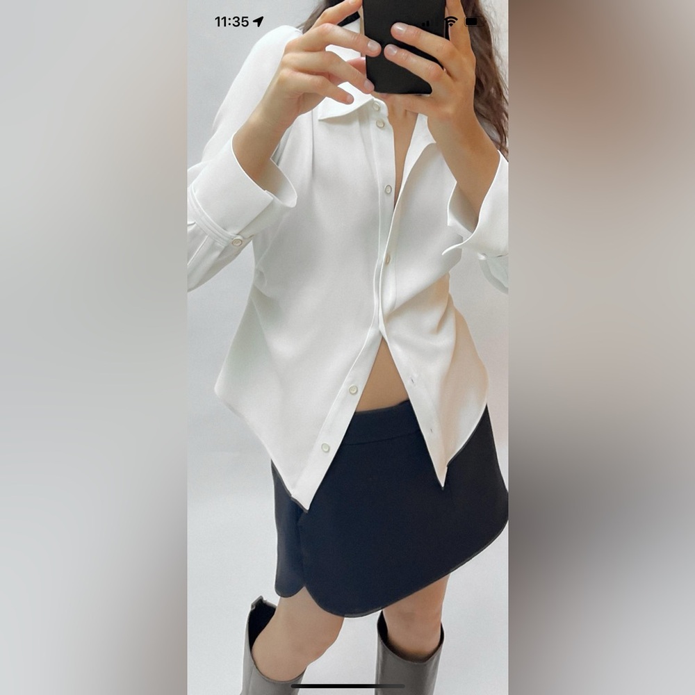 Zara crepe shirt with side ruching S